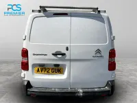 Used Citroën Dispatch 142 HP (104 kW) 2022 White MPV