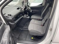 Used Citroën Berlingo 100 HP (73 kW) 2020 White MPV