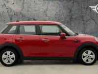 Used Mini Cooper Classic 134 HP (98 kW) 2022 Red Hatchback