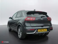 Gebraucht Kia Niro 141 PS (103 kW) 2017 Grau SUV