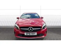 Usado Mercedes A180 Sport Edition 109 HP (80 kW) 2018 Vermelho Citadino
