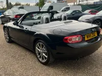 Usado Mazda MX5 161 HP (118 kW) 2011 Preto Cabrios