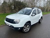 Used Dacia Duster Lauréate 110 HP (80 kW) 2015 White SUV