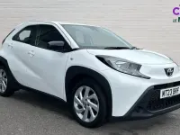 Used Toyota Aygo X PURE 72 HP (52 kW) 2023 White SUV