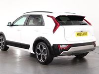 Used Kia Niro 2025 White SUV