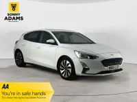 Used Ford Focus Zetec 100 HP (73 kW) 2018 White Hatchback
