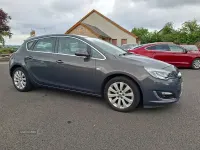 Used Vauxhall Astra Elite 115 HP (84 kW) 2014 Grey Hatchback