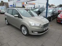 Usado Ford Grand C-Max Titanium 125 HP (91 kW) 2017 Prateado Monovolume