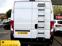 Used Peugeot Boxer 140 HP (102 kW) 2021 White Van