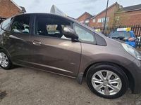 Used Honda Jazz ES 99 HP (72 kW) 2011 Silver Hatchback