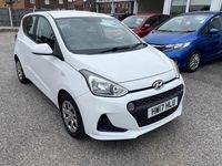 Used Hyundai i10 SE 66 HP (48 kW) 2017 White Hatchback
