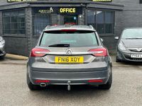 Used Vauxhall Insignia Elite 170 HP (125 kW) 2016 Grey Estate