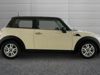Used Mini Cooper Hatch 120 HP (88 kW) 2013 Pepper white Hatchback