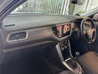 Usado VW T-Roc Active 150 HP (110 kW) 2021 Branco SUV