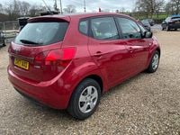 Used Kia Venga 90 HP (66 kW) 2017 Red Hatchback