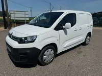 Used Citroën Berlingo 130 HP (95 kW) 2019 White MPV