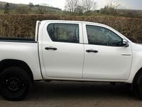 Used Toyota HiLux Active 2017 White Pickup