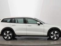 Used Volvo V60 CC Pro 197 HP (144 kW) 2021 Birch light Estate