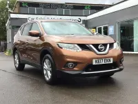 Używany Nissan X-Trail Acenta 177 KM (130 kW) 2017 Pomarańczowy SUV