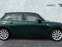 Used Mini Cooper Hatch 136 HP (100 kW) 2018 Green Hatchback