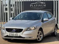 Used Volvo V40 115 HP (84 kW) 2015 Silver Hatchback