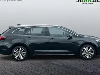 Used Toyota Corolla Design 140 HP (102 kW) 2026 Black Estate