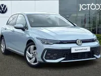 Used VW Golf VIII GTE 267 HP (196 kW) 2025 Blue Hatchback