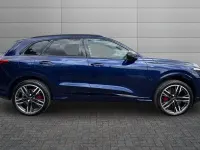 Used Audi Q5 Advanced 204 HP (150 kW) 2026 Navarra blue SUV