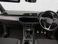 Begagnad Audi Q3 S-Line 150 HK (110 kW) 2021 Grå SUV