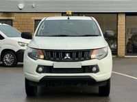 used Mitsubishi L200 2.4 DI D DC 4Life 4WD Euro 6 (s/s) 4dr