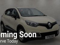 Used Renault Captur Dynamique 90 HP (66 kW) 2015 White SUV