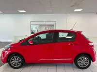 Used Toyota Yaris 2017 Red Hatchback