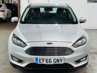 Used Ford Focus Titanium 120 HP (88 kW) 2016 Silver Hatchback