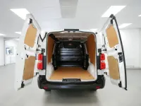 Usado Peugeot Expert Premium 145 HP (106 kW) 2023 Branco Van