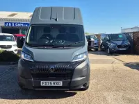 Begagnad Peugeot Boxer 2025 Grå Van