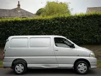 Used Toyota HiAce 95 HP (69 kW) 2007 Silver Van