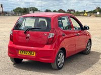 Used Hyundai i10 Classic 85 HP (62 kW) 2012 Red Hatchback