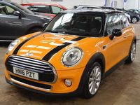 Used Mini Cooper Hatch 136 HP (100 kW) 2016 Orange Hatchback