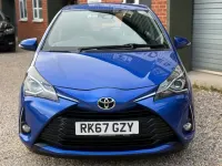 Usado Toyota Yaris 111 HP (81 kW) 2017 Azul Citadino