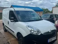 Used Vauxhall Combo 95 HP (69 kW) 2017 White MPV