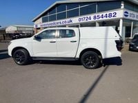 Second-hand Isuzu D-Max 163 CP (119 kW) 2023 Alb Pickup