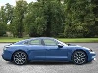 Used Porsche Taycan 419 kW (571 HP) 2021 Blue Sedan