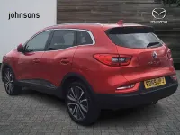 Usado Renault Kadjar Iconic 116 HP (85 kW) 2020 Vermelho SUV