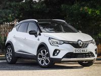 Used Renault Captur Techno 91 HP (66 kW) 2023 White/black SUV