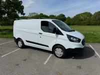 Used Ford Transit Custom 105 HP (77 kW) 2021 White Van