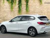 Used BMW 118 Sport Line 136 HP (100 kW) 2023 White Hatchback