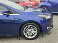 Second-hand Ford Focus Zetec 125 CP (91 kW) 2017 Albastru Hatchback