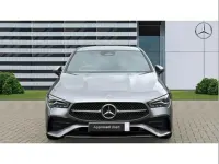 Usado Mercedes CLA200 Executive 161 HP (118 kW) 2024 Cinzento Coupé