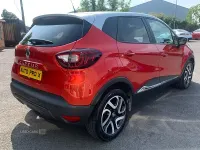 Used Renault Captur Iconic 90 HP (66 kW) 2018 Red/silver SUV