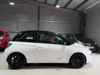Used Vauxhall Adam 70 HP (51 kW) 2017 White Hatchback